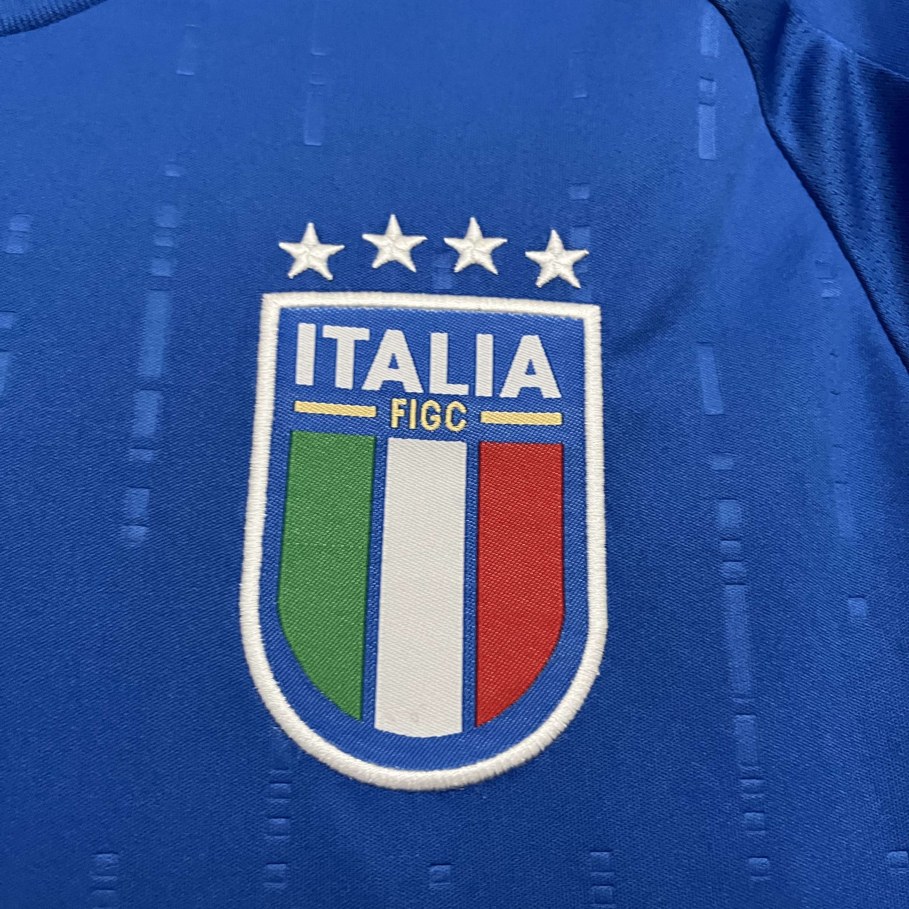 2024-25 Italy home Football jersey