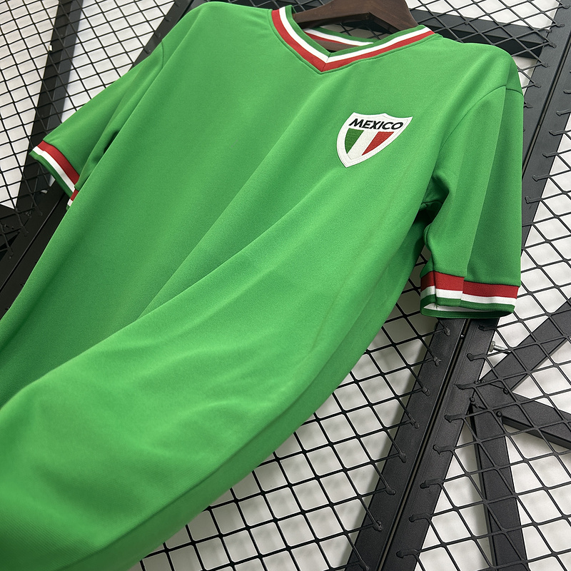 Retro 1970 Mexico home football jersey Retro