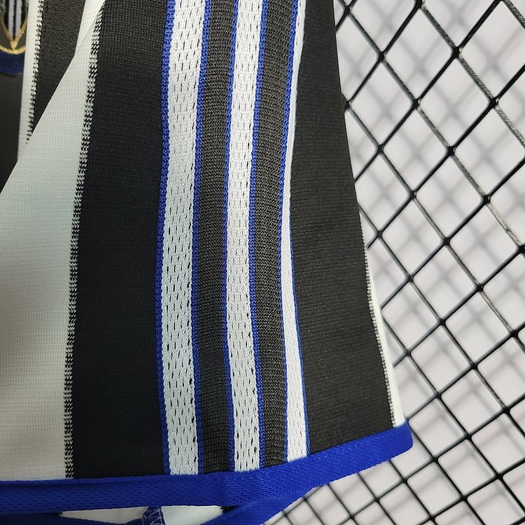 Retro 2000-01 Newcastle United Home Football jersey retro