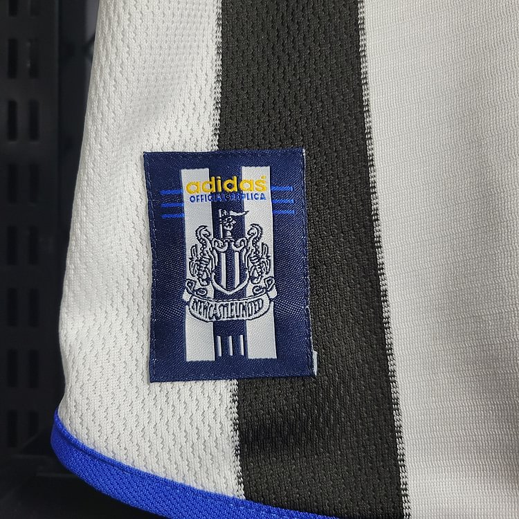 Retro 2000-01 Newcastle United Home Football jersey retro