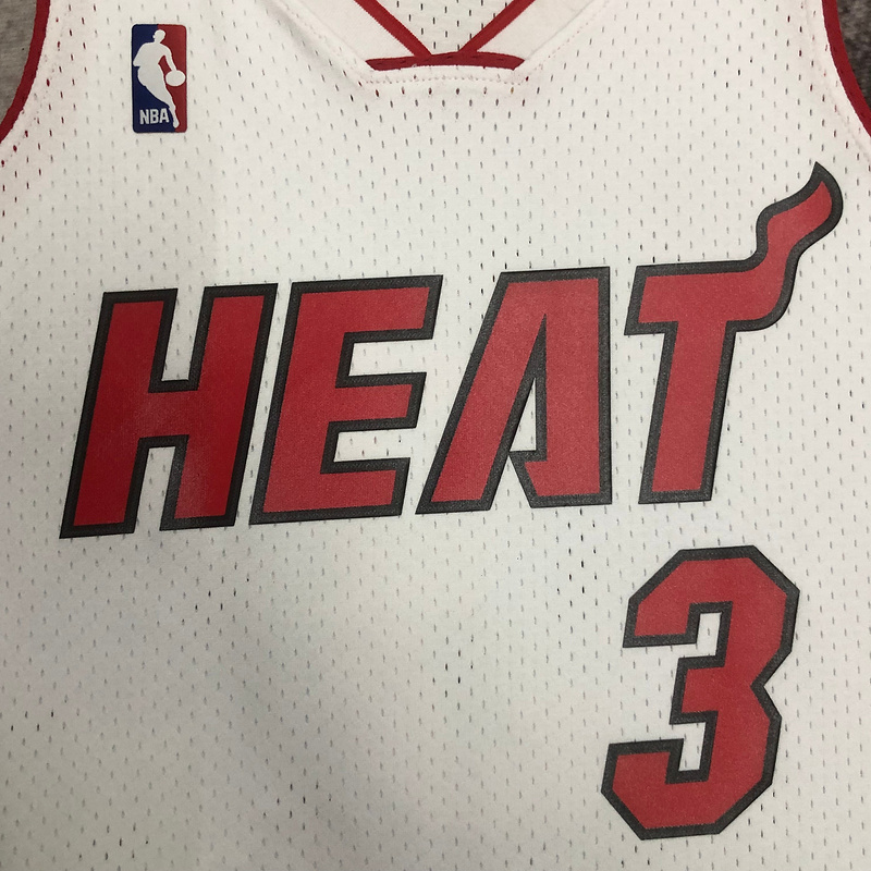2005-06 NBA Miami Heat 3 WADE Basketball jersey