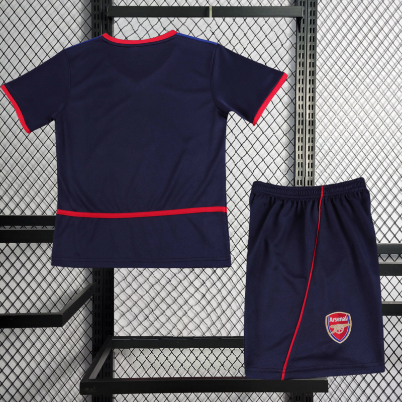 Retro KIDS 2002-04 KIDS Arsenal Away BERGKAMP ADAMS HENRY Football jersey retro