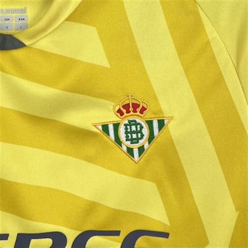 2025-26 Real Betis yellow goalkeeper Football jersey