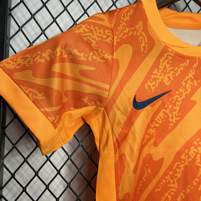 2024-25 England Goleiro Football jersey