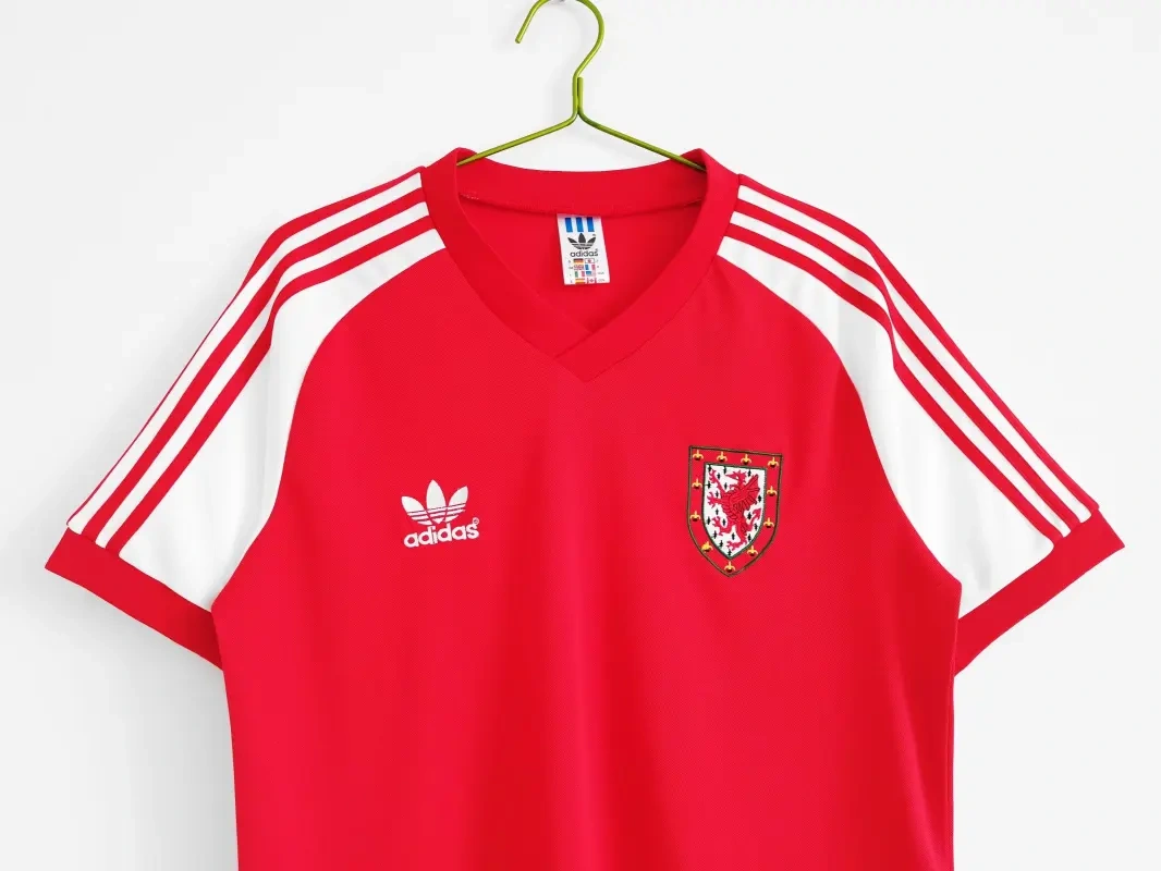 Retro 1982 Wales Home retro football jersey