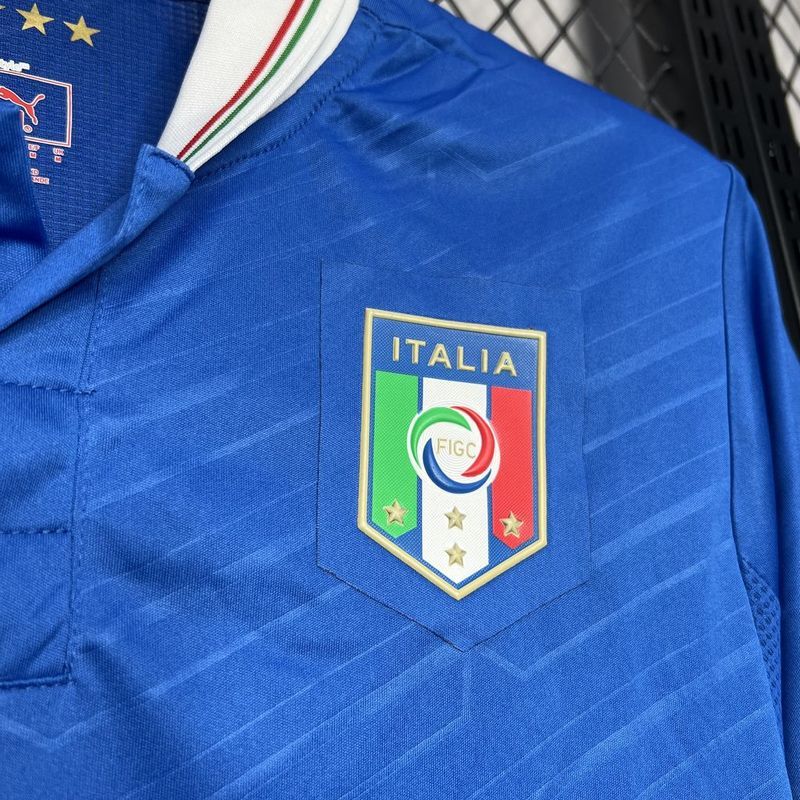 retro 2012 Italy home Football jersey