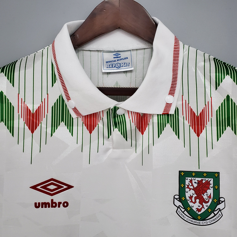 Retro 1990-92 Wales away Football jersey retro