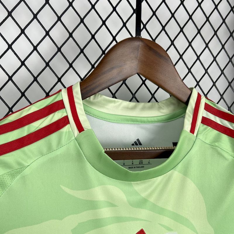 Women's 2025-26 Italy Away Football jersey