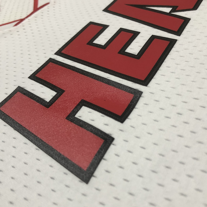 2005-06 NBA Miami Heat 3 WADE Basketball jersey