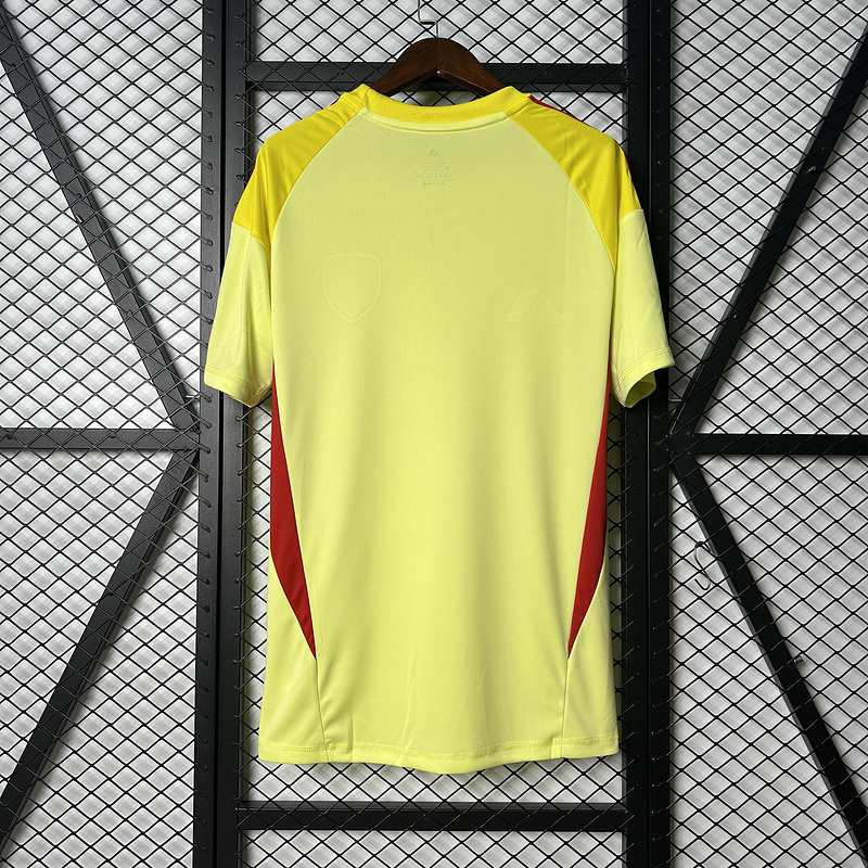 2025-26 Arsenal goalkeeper Football jersey