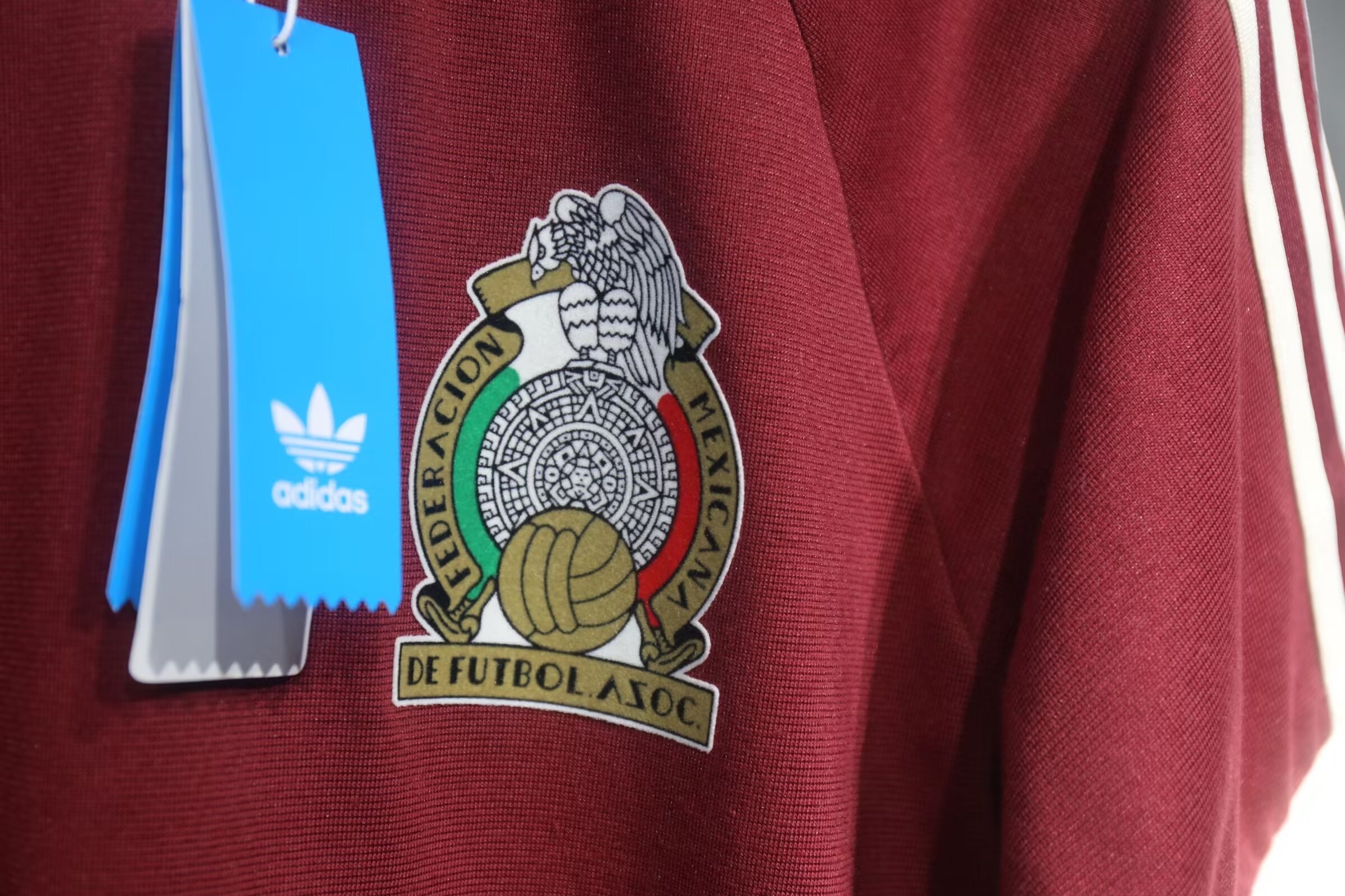 Retro 1984-85 Mexico Red Home football jersey Retro