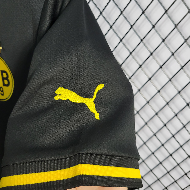 22-23 BVB Dortmund away