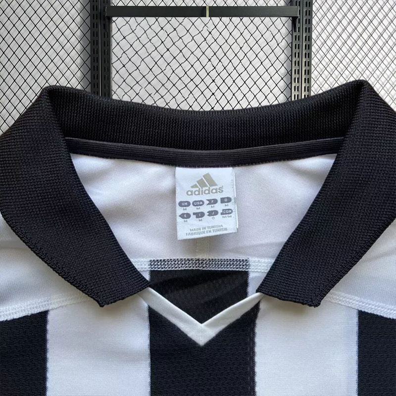 Retro 2004-05 Newcastle United Home Football jersey retro