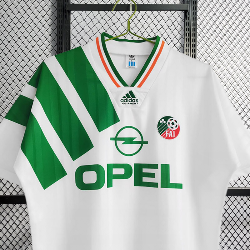 retro 1992-94 Republic of Ireland away retro football jersey Fan version