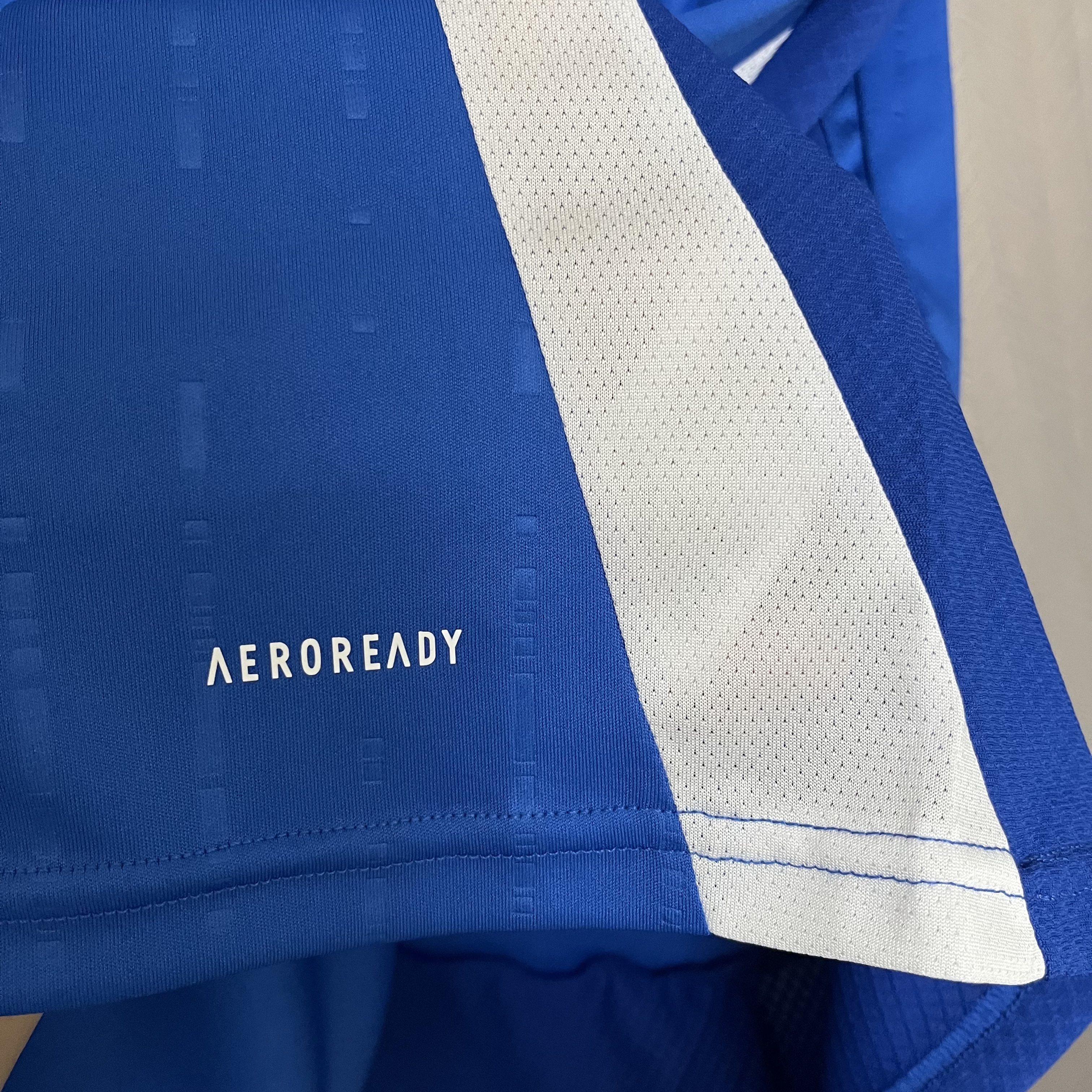 2024-25 Italy home Football jersey
