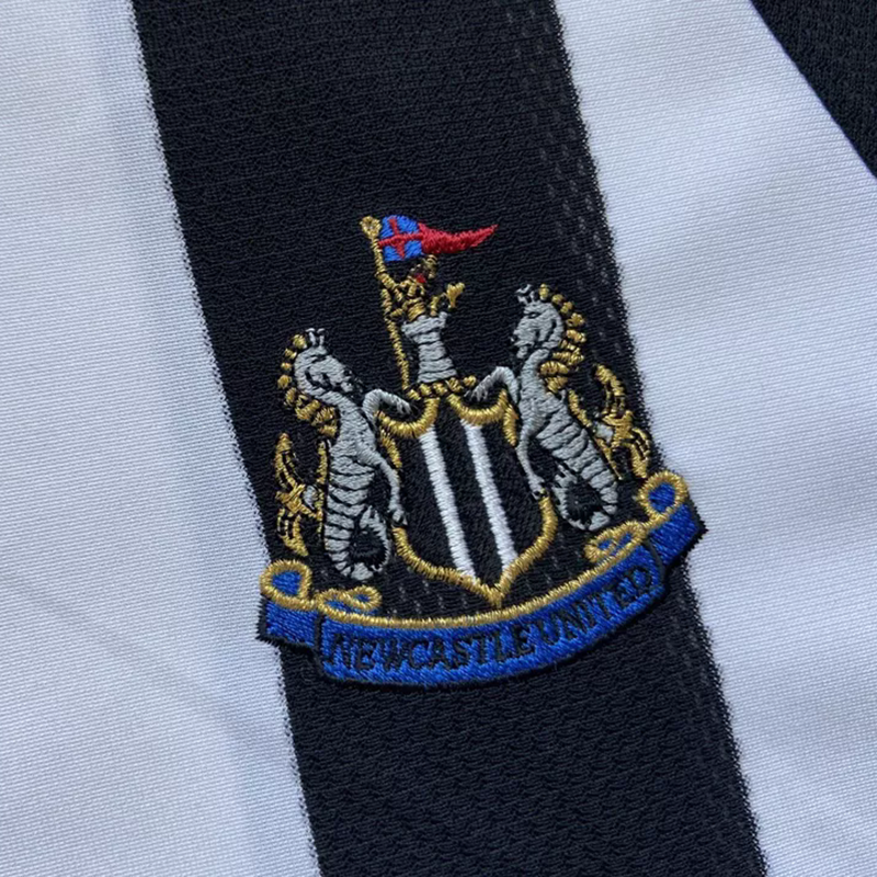 Retro 2004-05 Newcastle United Home Football jersey retro