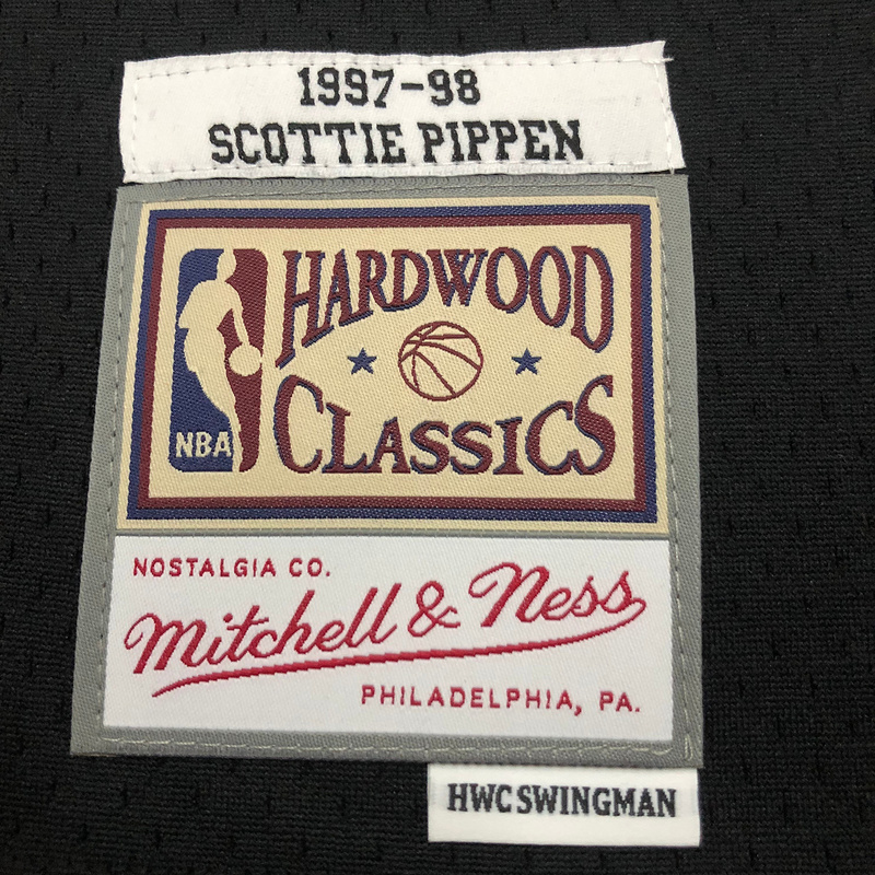 1997-98 NBA Chicago Bulls 33 PIPPEN Black  Basketball Jersey