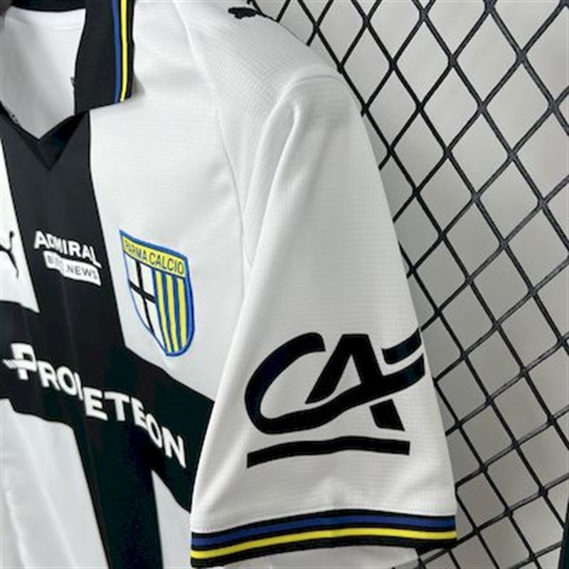 2025-26 Parma home season Football jersey