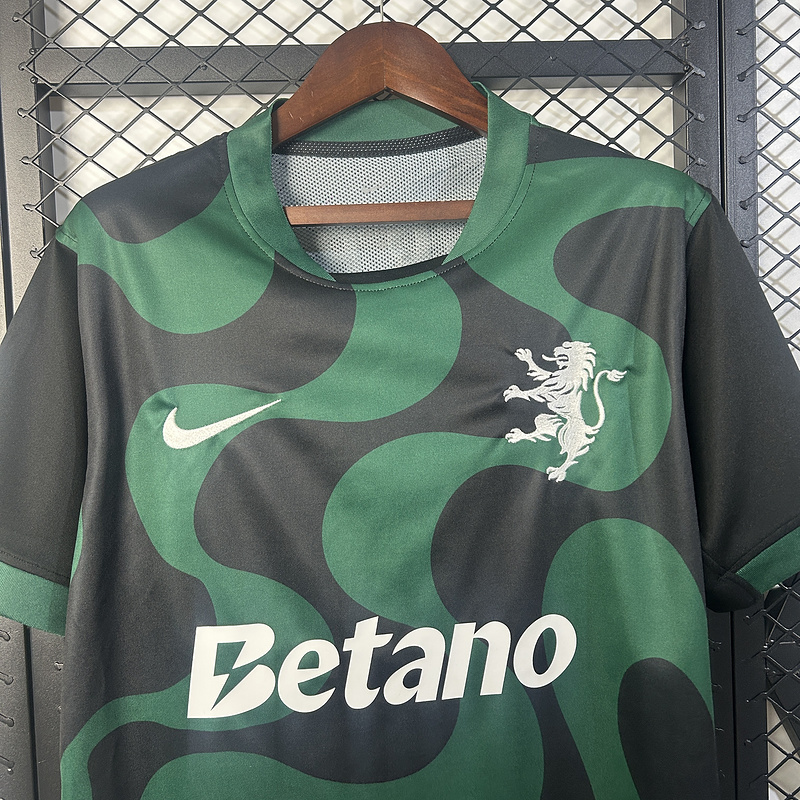 2025-26 Sporting Lisbon 2 Away Football jersey