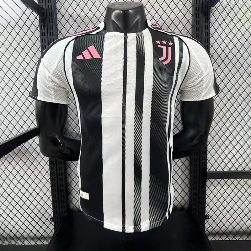 Player 2025-26 Juventus Home Football jersey