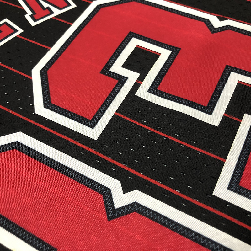 1995-96 NBA Chicago Bulls 33 PIPPEN Black  Basketball Jersey