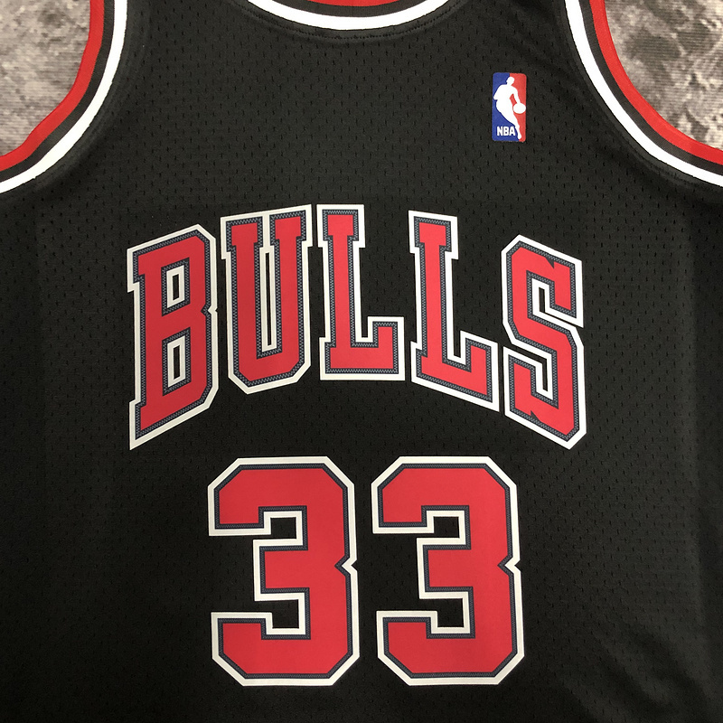 1997-98 NBA Chicago Bulls 33 PIPPEN Black  Basketball Jersey