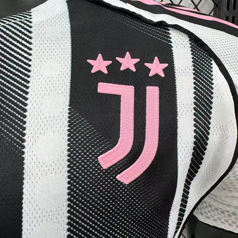 Player 2025-26 Juventus Home Football jersey