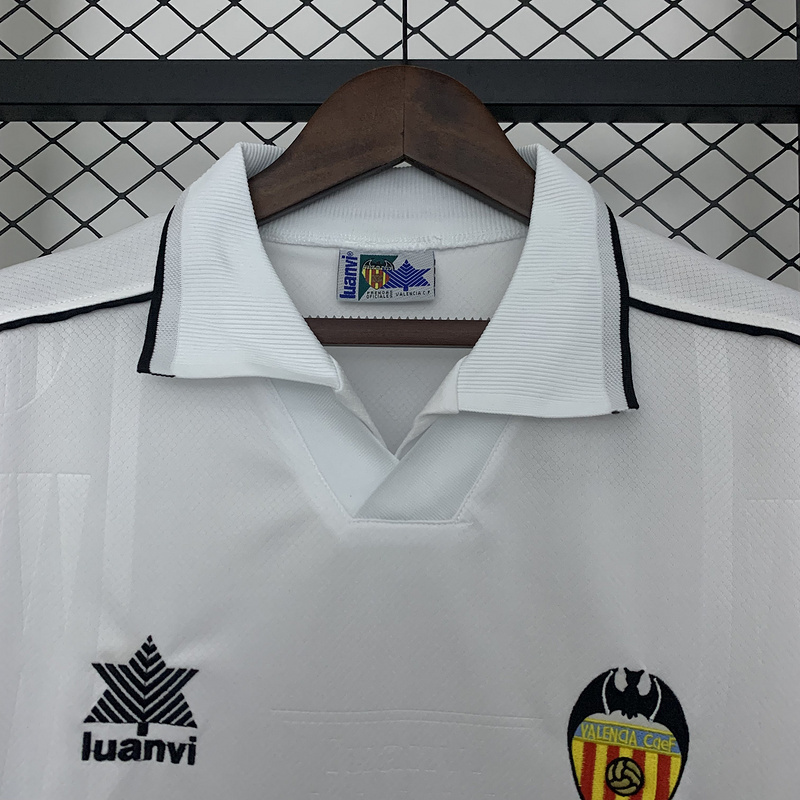 Retro 1996-97 Valencia Home Football jersey retro