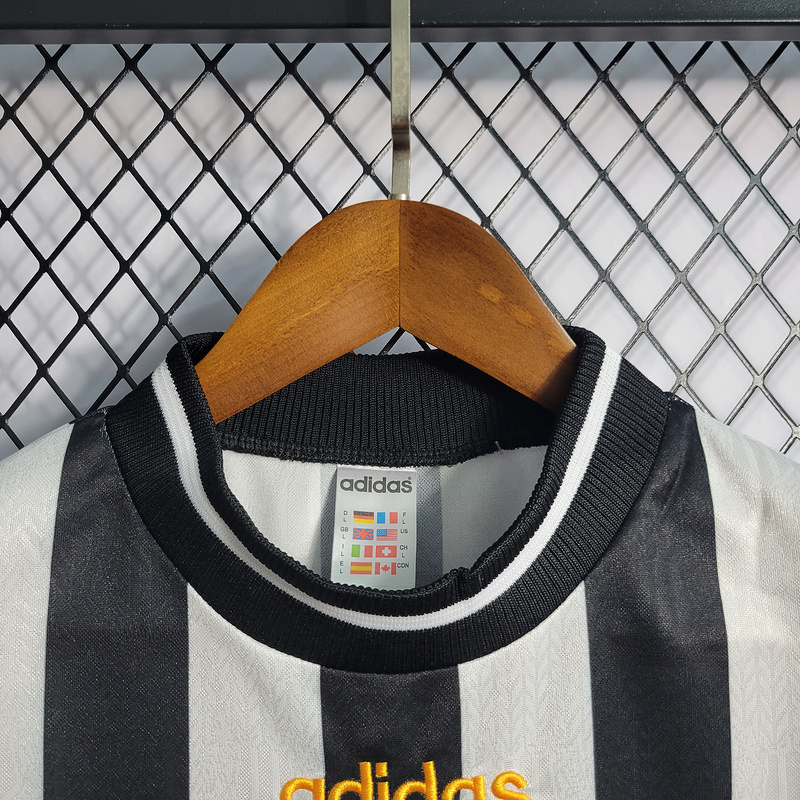 Retro 1997-99 Newcastle United Home Football jersey retro
