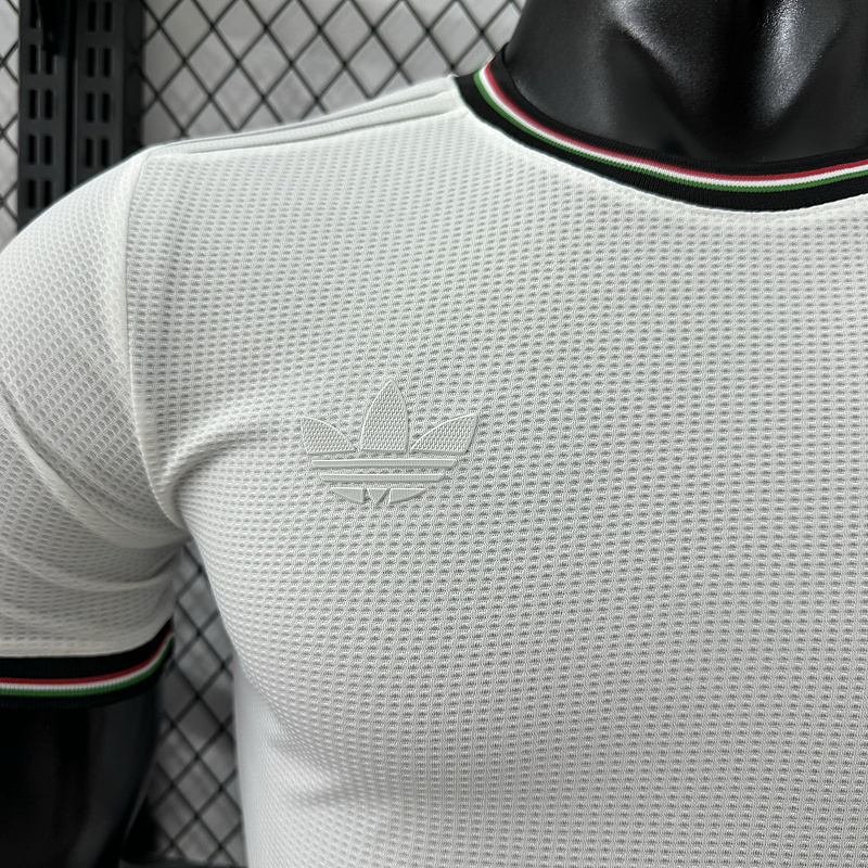 Player 2025-26 Juventus Special Edition Football jersey
