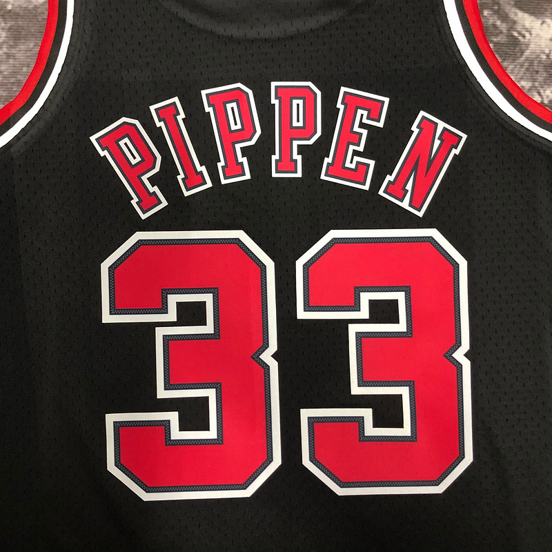 1997-98 NBA Chicago Bulls 33 PIPPEN Black  Basketball Jersey