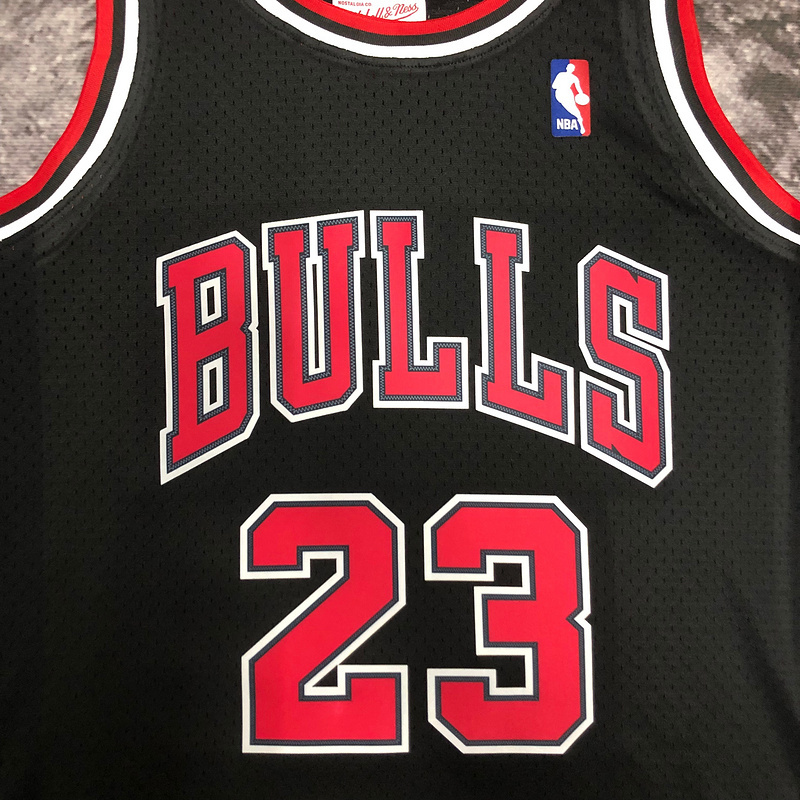 1997-98 NBA Chicago Bulls 23 JORDAN Black Basketball Jersey