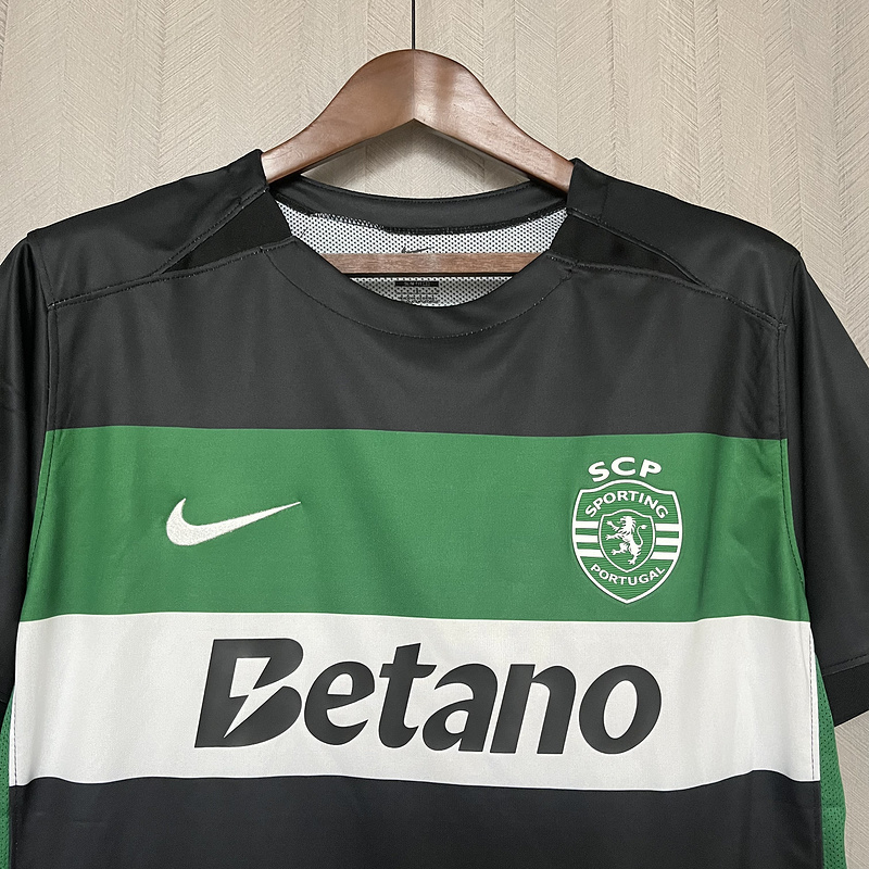 2024-25 Sporting Lisbon Home Football jersey