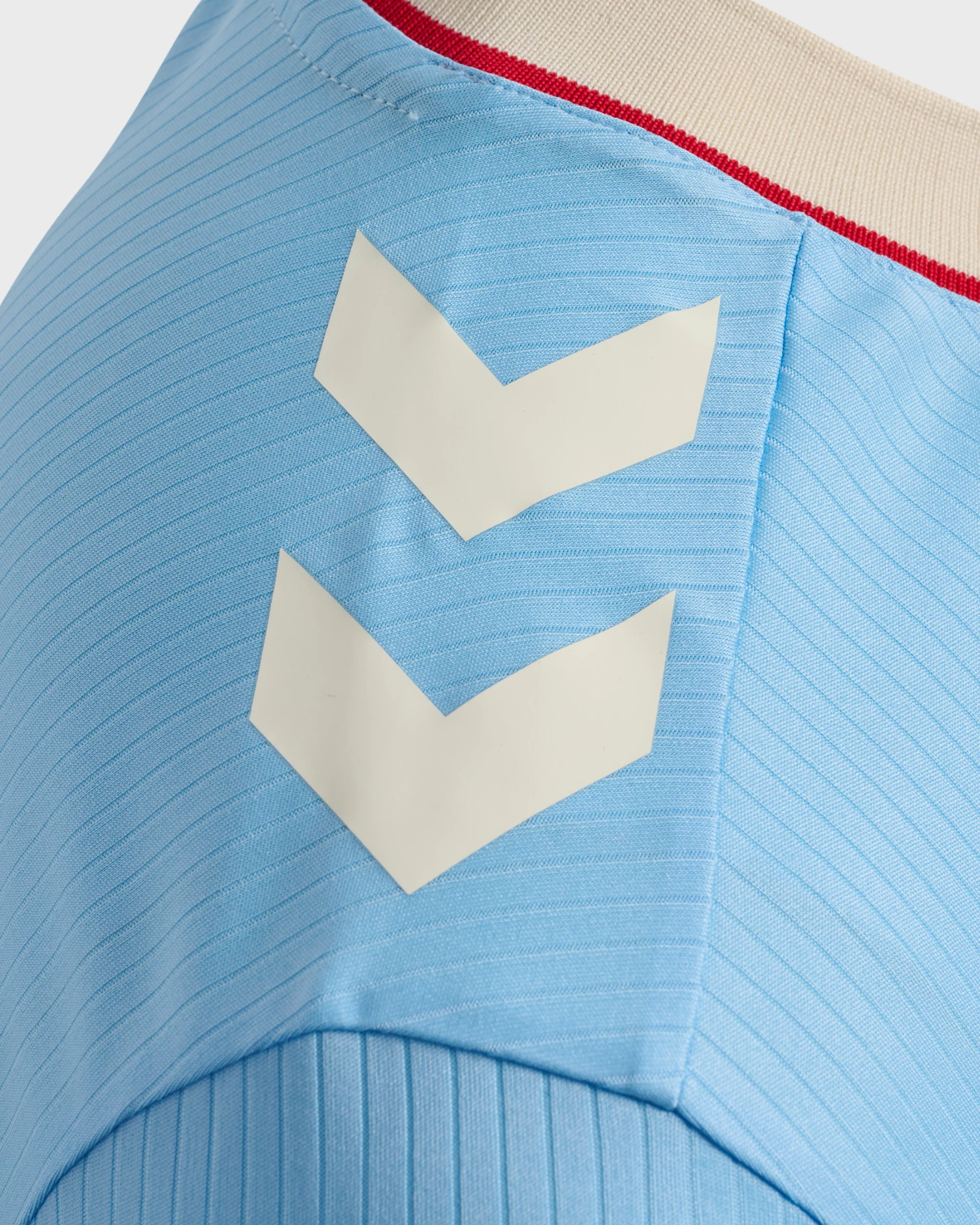 26_27 Away Kit _ RC Celta Official Store