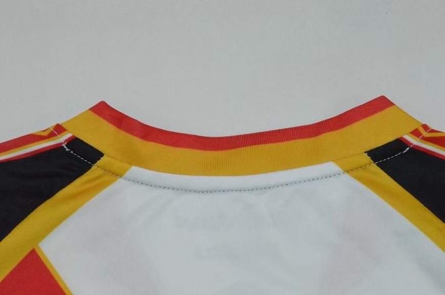 Rayo Vallecano 26/27 Home Football Jersey