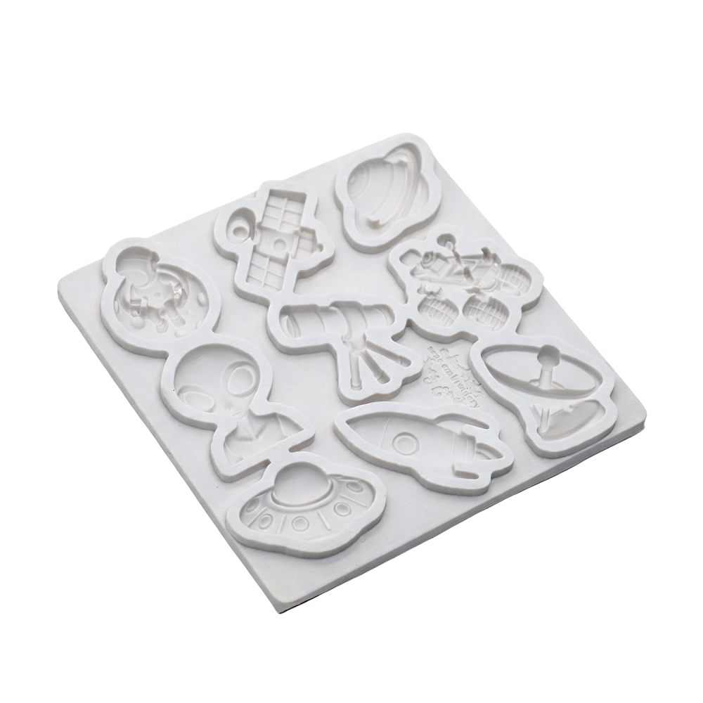 Alien Chocolate Mold DIY Resin Tool, Sugar Craft Mold, Baking Equipment, Single Piece Mold, Perfect for Creative Desserts
