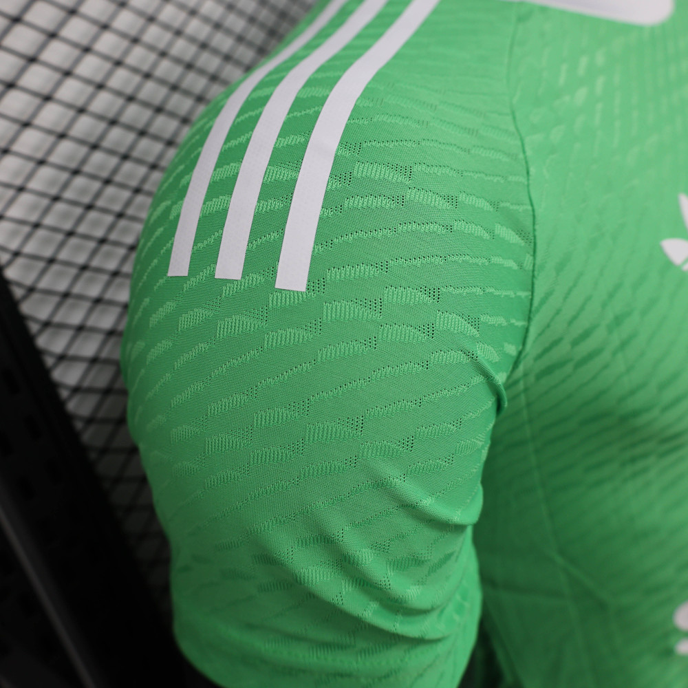 2025-2026 Player Version Manchester United Goalkeeper Football Shirt 1:1 Thai Quality