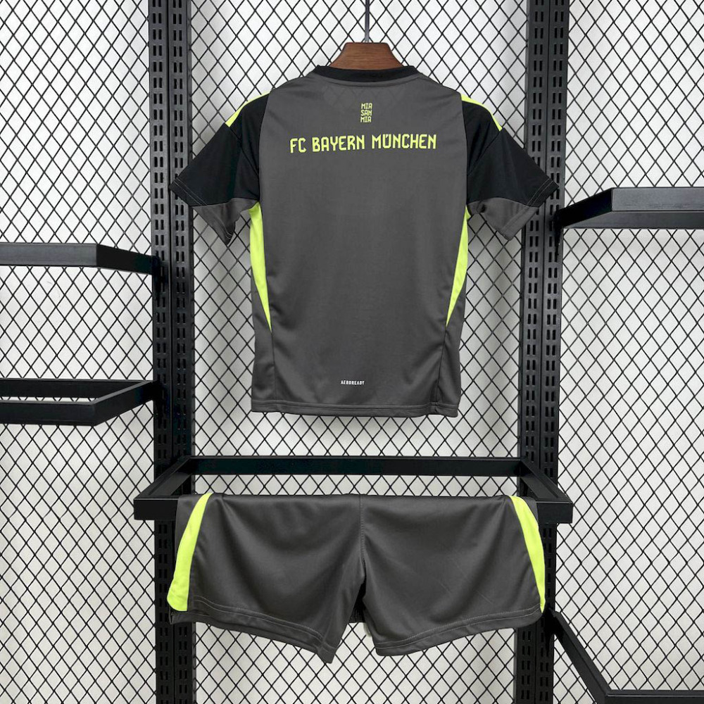 2025-2026 KIDS FC Bayern Munich Goalkeeper Football Shirt 1:1 Thai Quality
