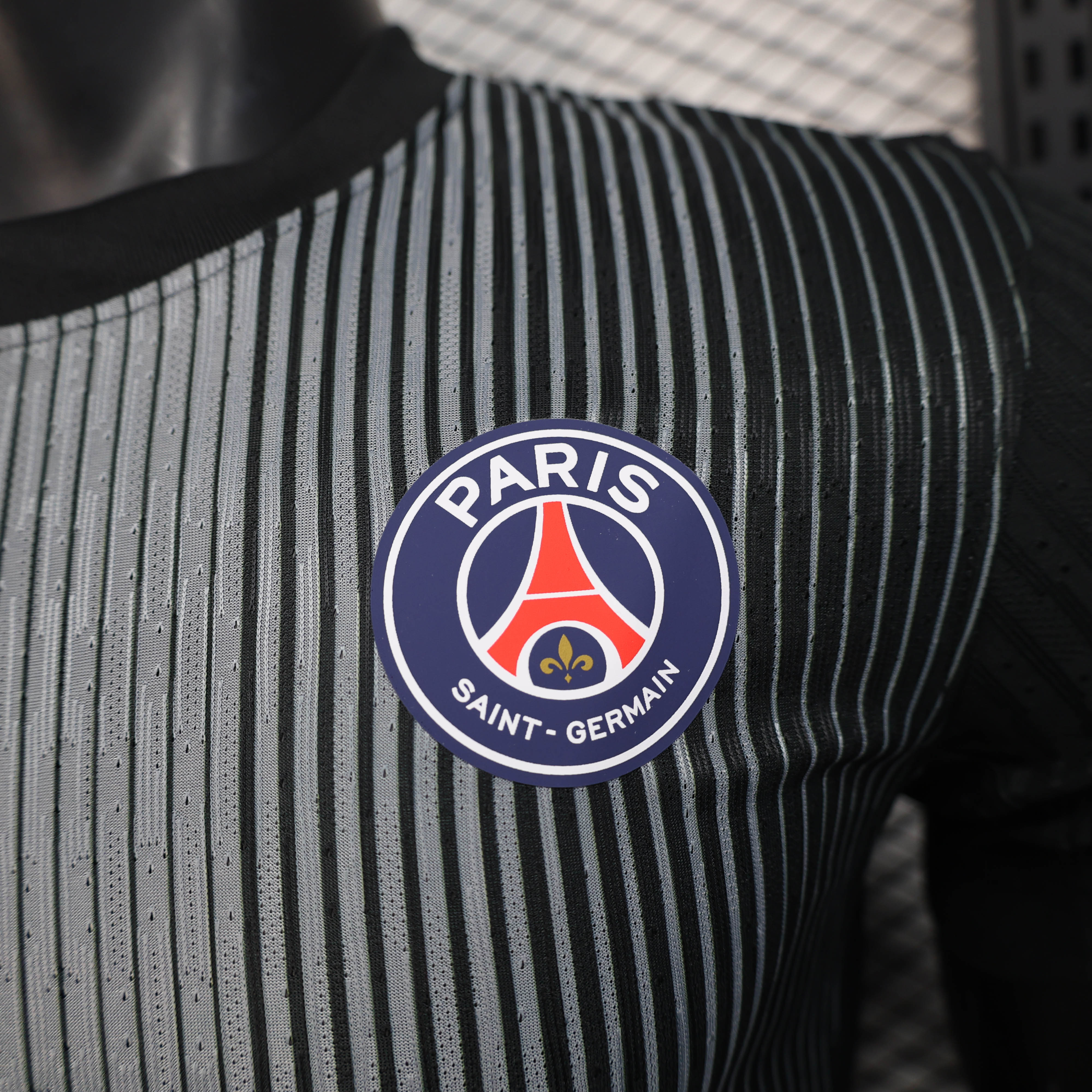 2025-2026 Player Version PSG Paris Saint-Germain Goalkeeper Football Shirt 1:1 Thai Quality