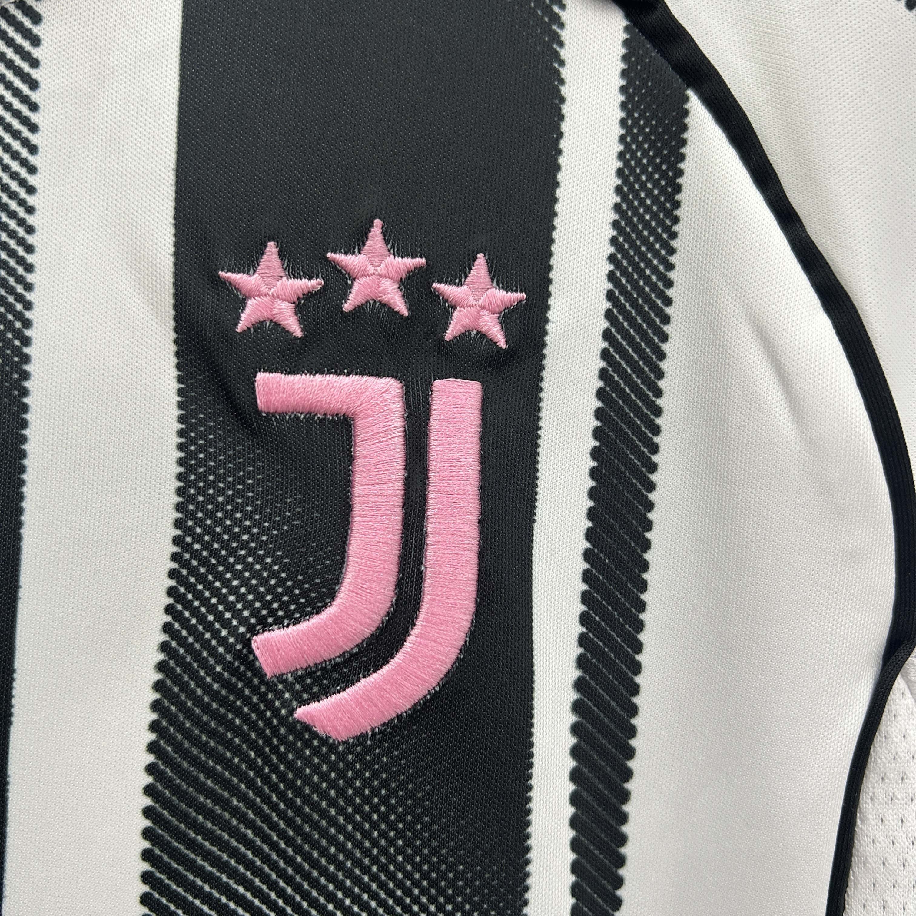 2025-2026 KIDS Juventus FC Home Football Shirt 1:1 Thai Quality