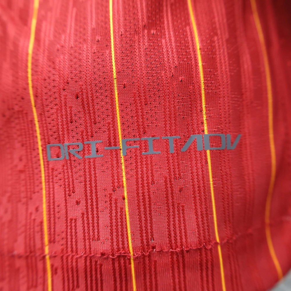2024-2025 Player Version Liverpool Home Football Shirt 1:1 Thai Quality