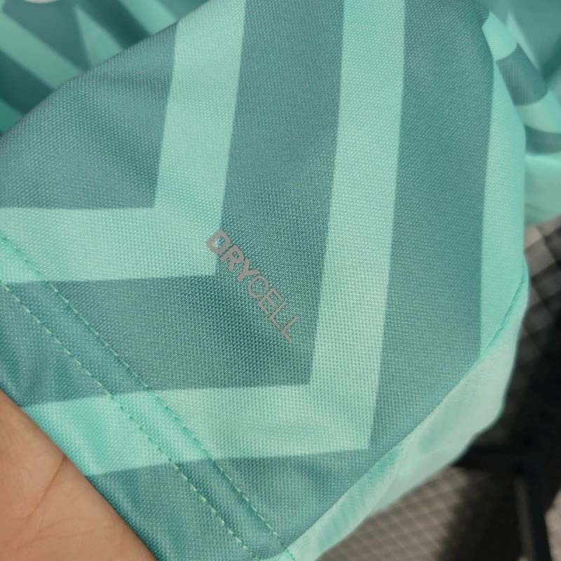 2024-2025 Palmeiras goalkeeper green Football Shirt 1:1 Thai Quality