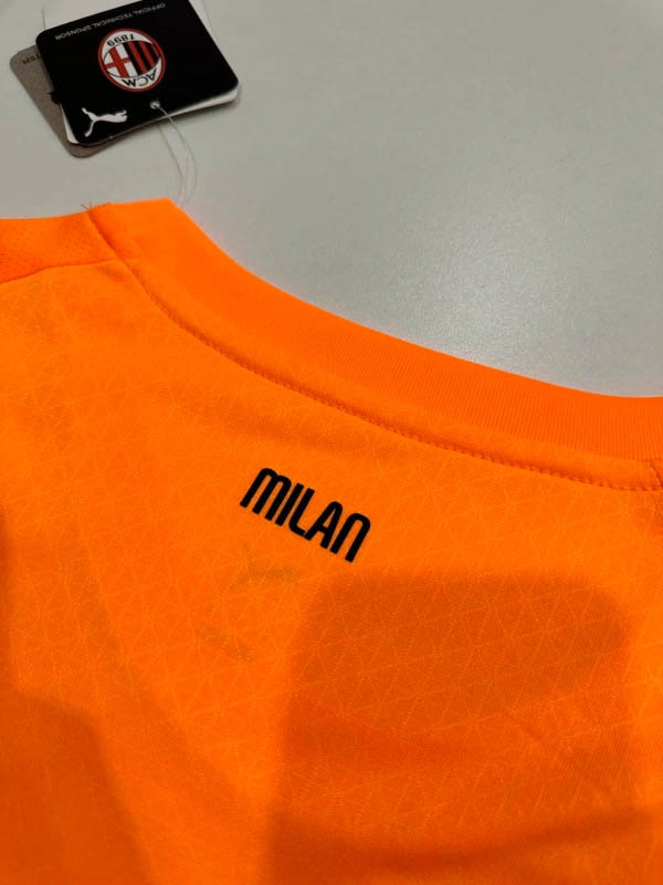 2025-2026 Player Version AC Milan Goalkeeper Football Shirt 1:1 Thai Quality