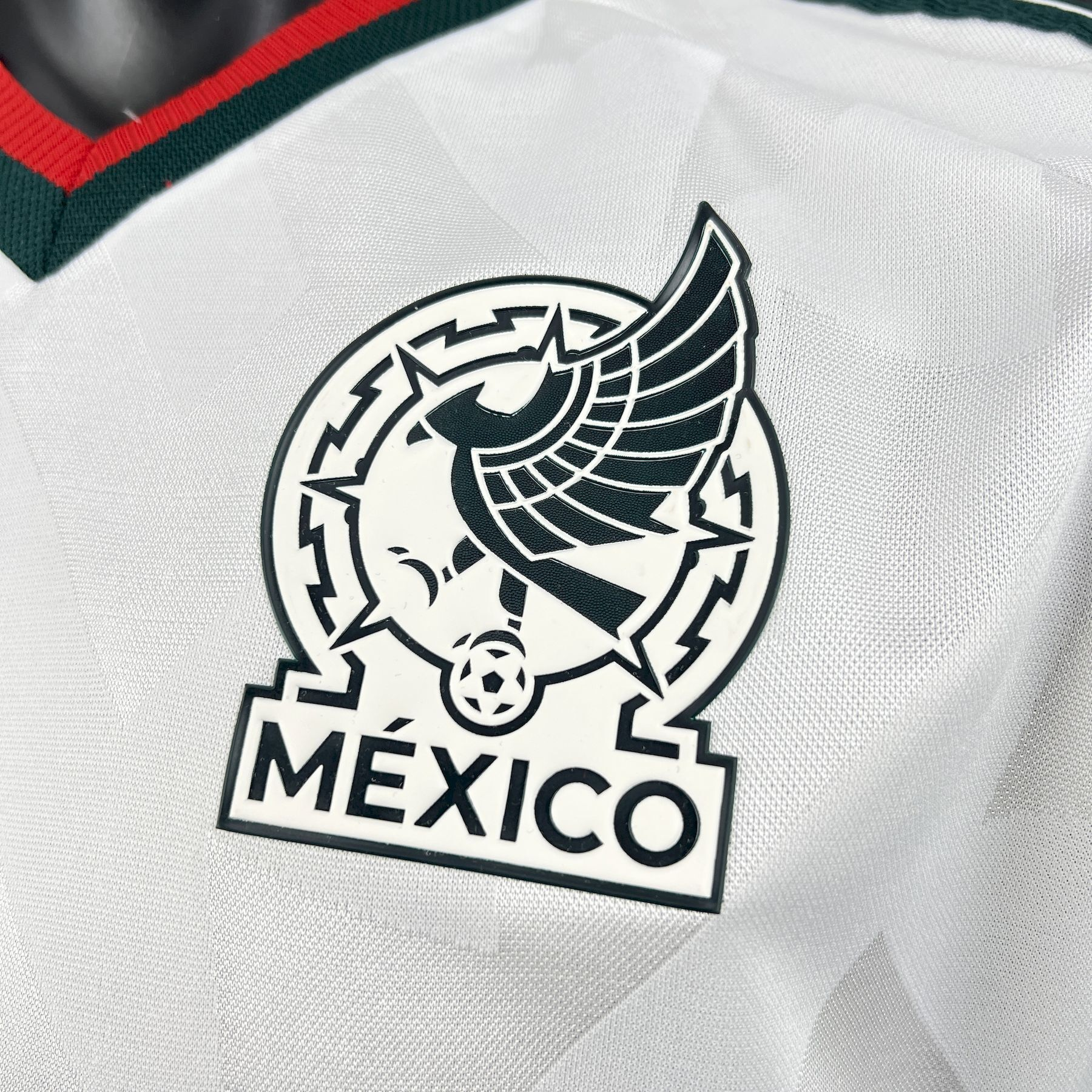 2026 World Cup Mexico Away Football jersey Player edition 1:1  China Quality