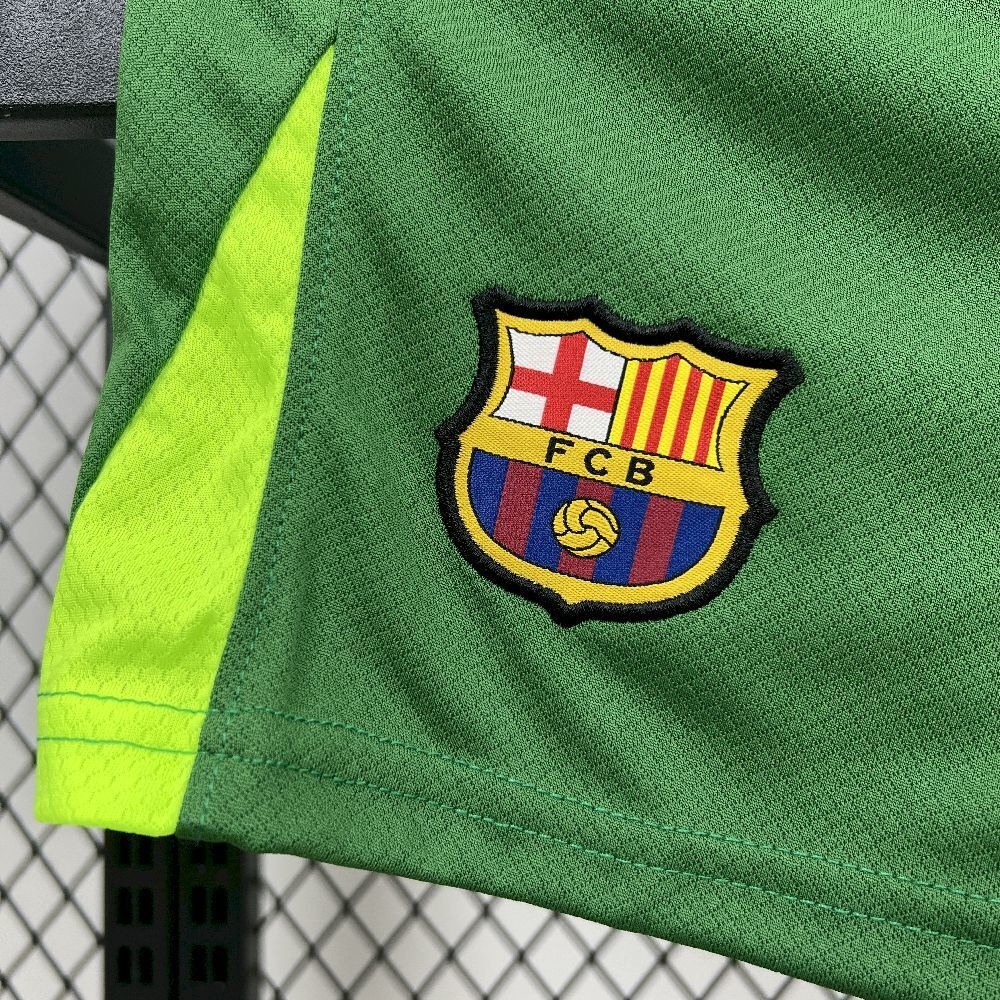 2025-2026 Barcelona Club Green Goalkeeper KIDS Football Shirt Fan edition1:1 China Quality