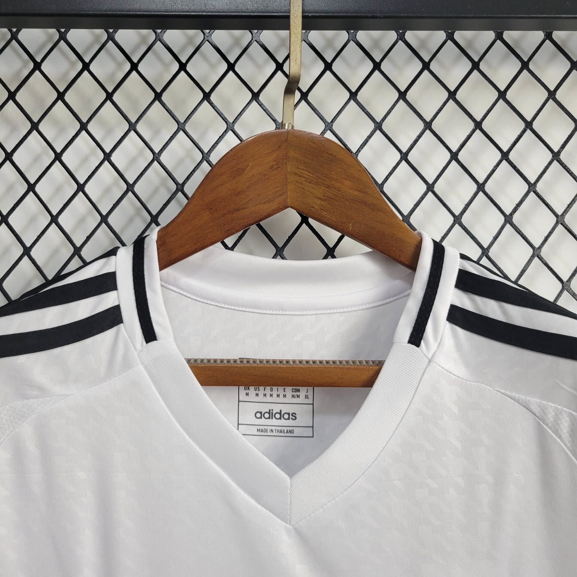 2024-2025 Real Madrid Club Women Football Home Jersey Fan edition 1:1 China Quality