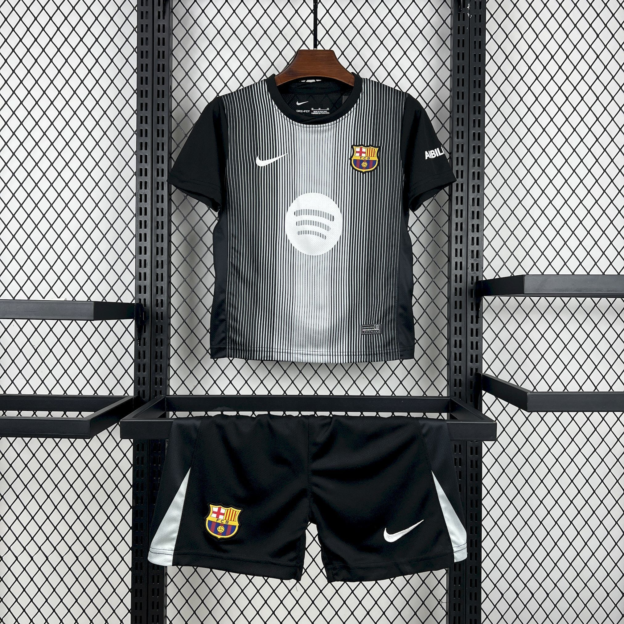2025-2026 Barcelona Club Goalkeeper KIDS Football Shirt Fan edition1:1 China Quality