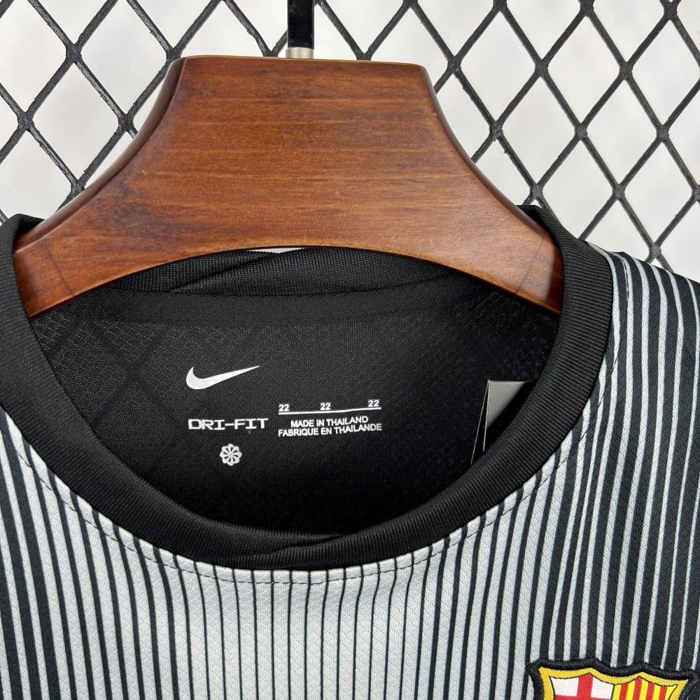 2025-2026 Barcelona Club Goalkeeper KIDS Football Shirt Fan edition1:1 China Quality
