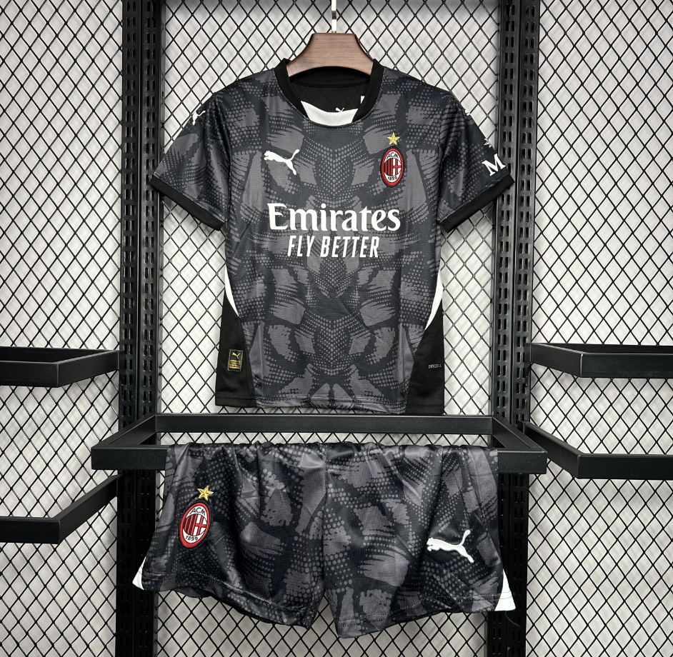 2024-2025 AC Milan Club Kids Goalkeeper Jersey Black  jersey Fan edition 1:1 China Quality