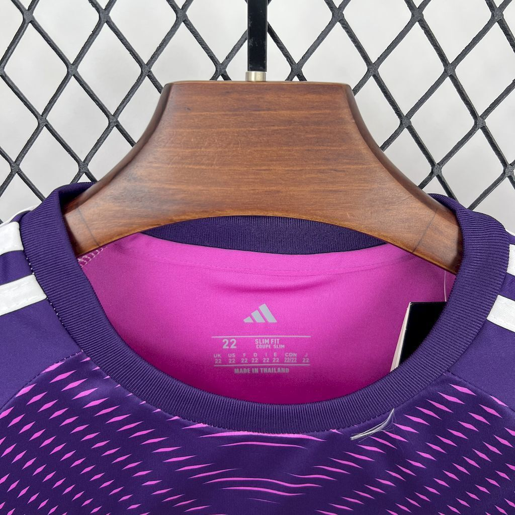2025-2026 Real Madrid Club Football Purple goalkeeper Kids Kit 1:1 China Quality